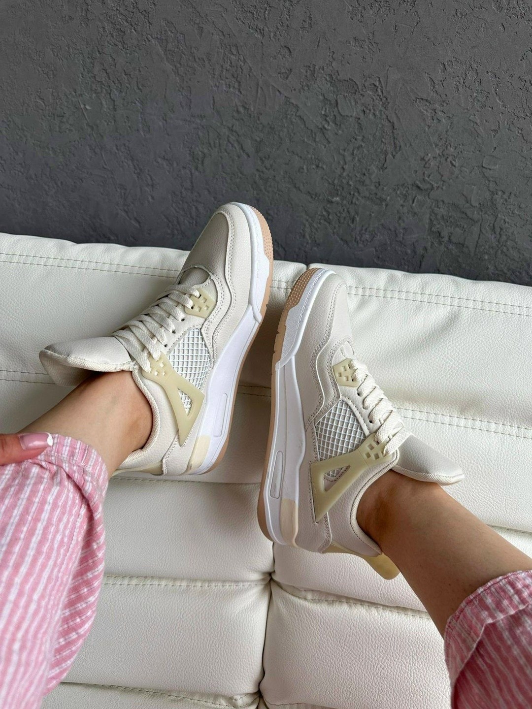 кроссовки женскиe,кроссовки,кроссовки nike air jordan 4,air jordan 4,бежевые кроссовки