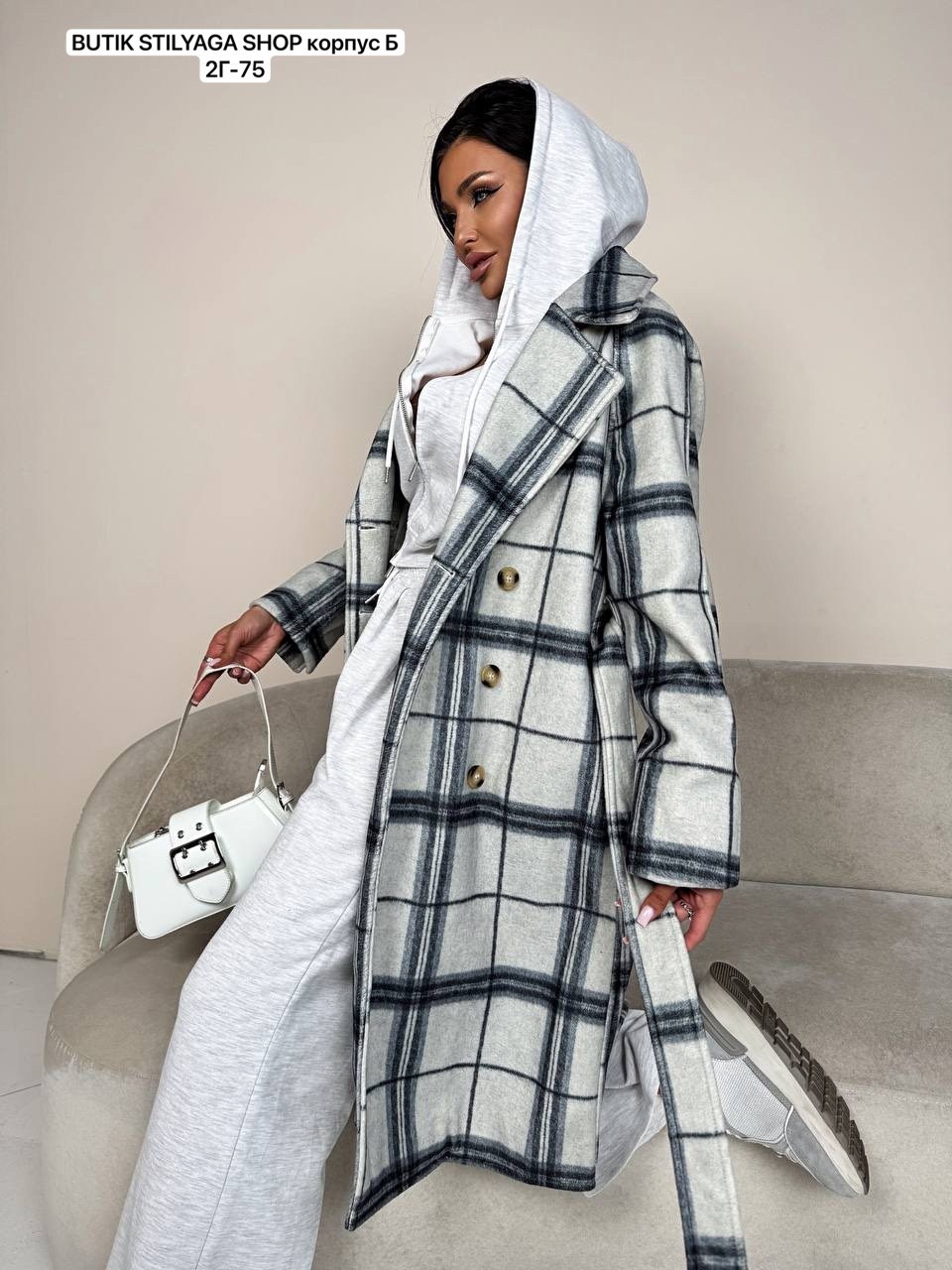 пальто в клетку,стильное пальто,женское длинное пальто в клетку,женское пальто,клетчатое пальто