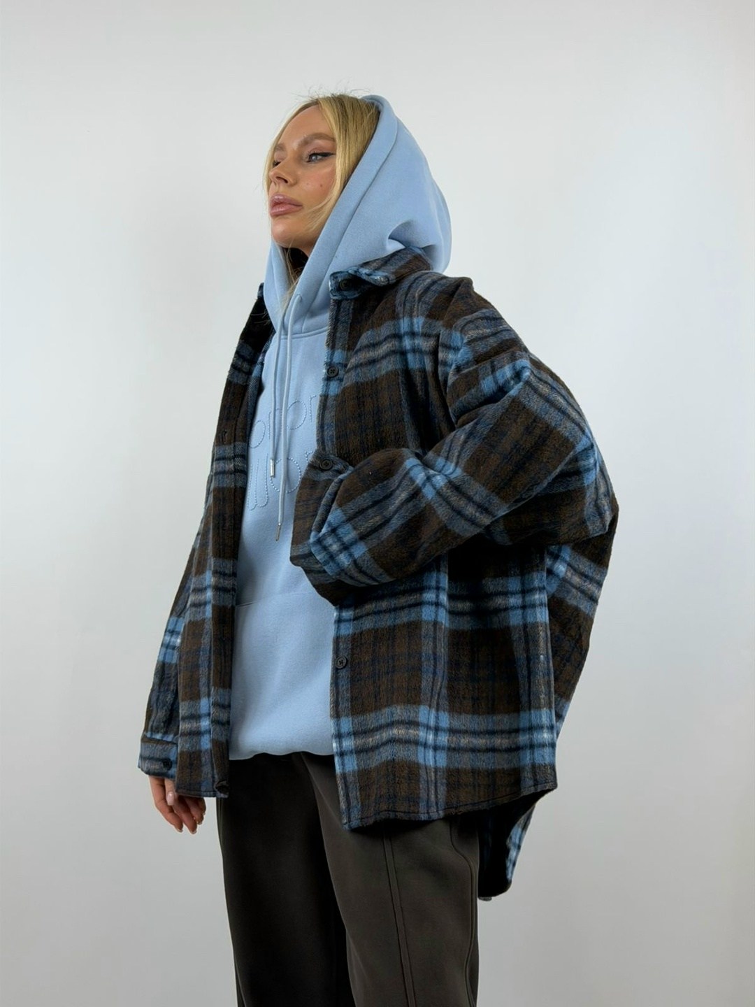рубашка в клетку оверсайз варенка tatanel,рубашка женская в клетку оверсайз,теплая рубашка оверсайз в клетку с капюшоном,рубашка оверсайз в клетку с капюшоном,удлиненная теплая рубашка оверсайз в клет