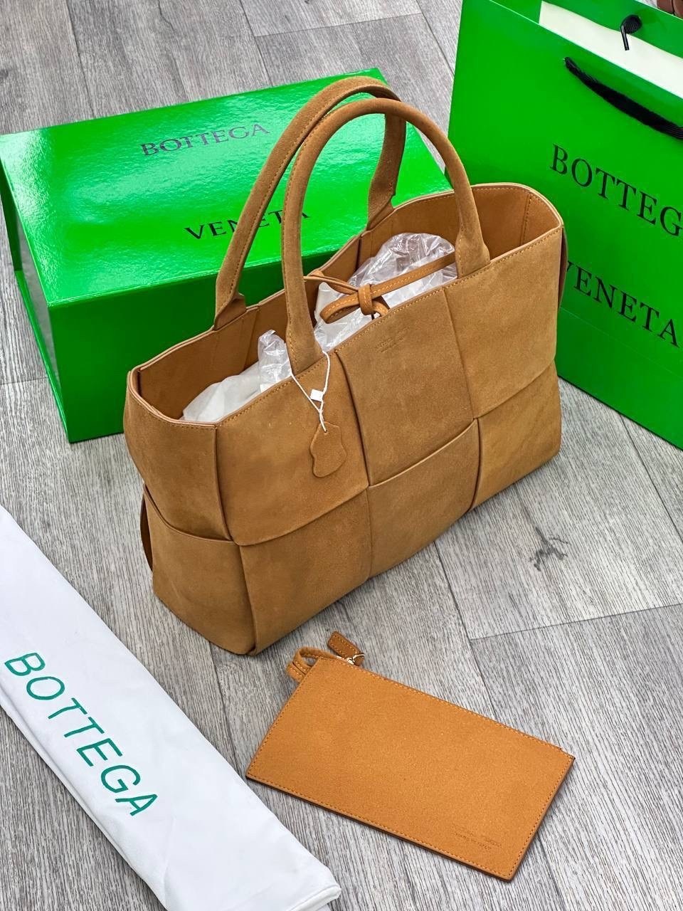 сумка женская bottega veneta,замшевая сумка,сумка замшевая женская,сумка bottega veneta arco замшевая,сумка замшевая bottega veneta