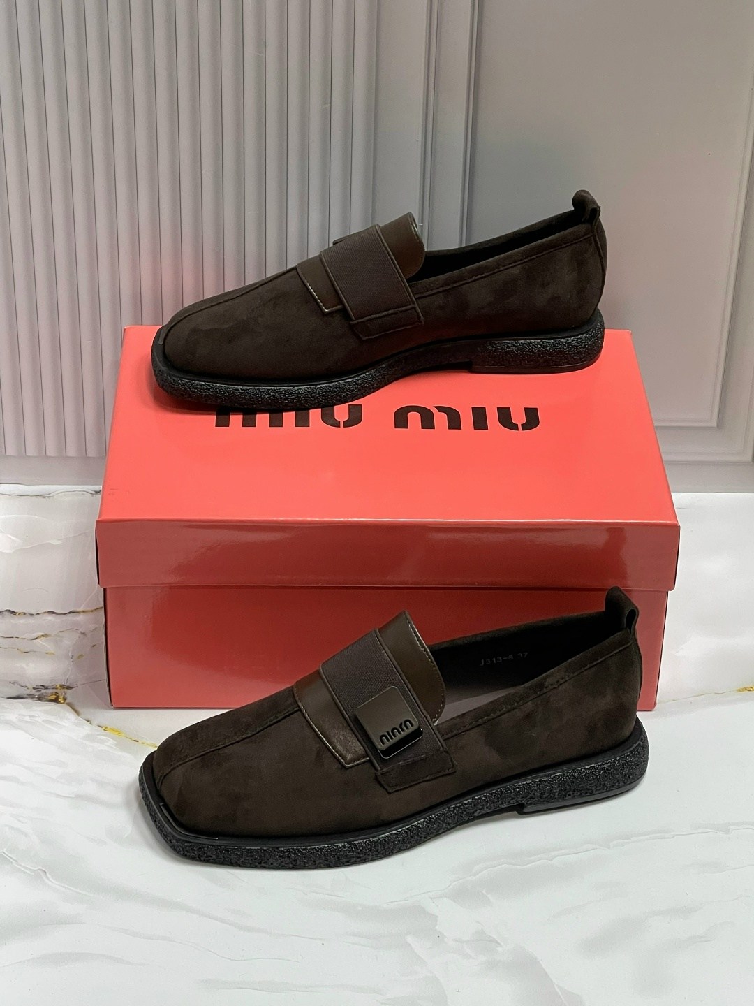 ,лоферы замшевые,замшевые лоферы brunello cucinelli,женские лоферы,лоферы женские замшевые