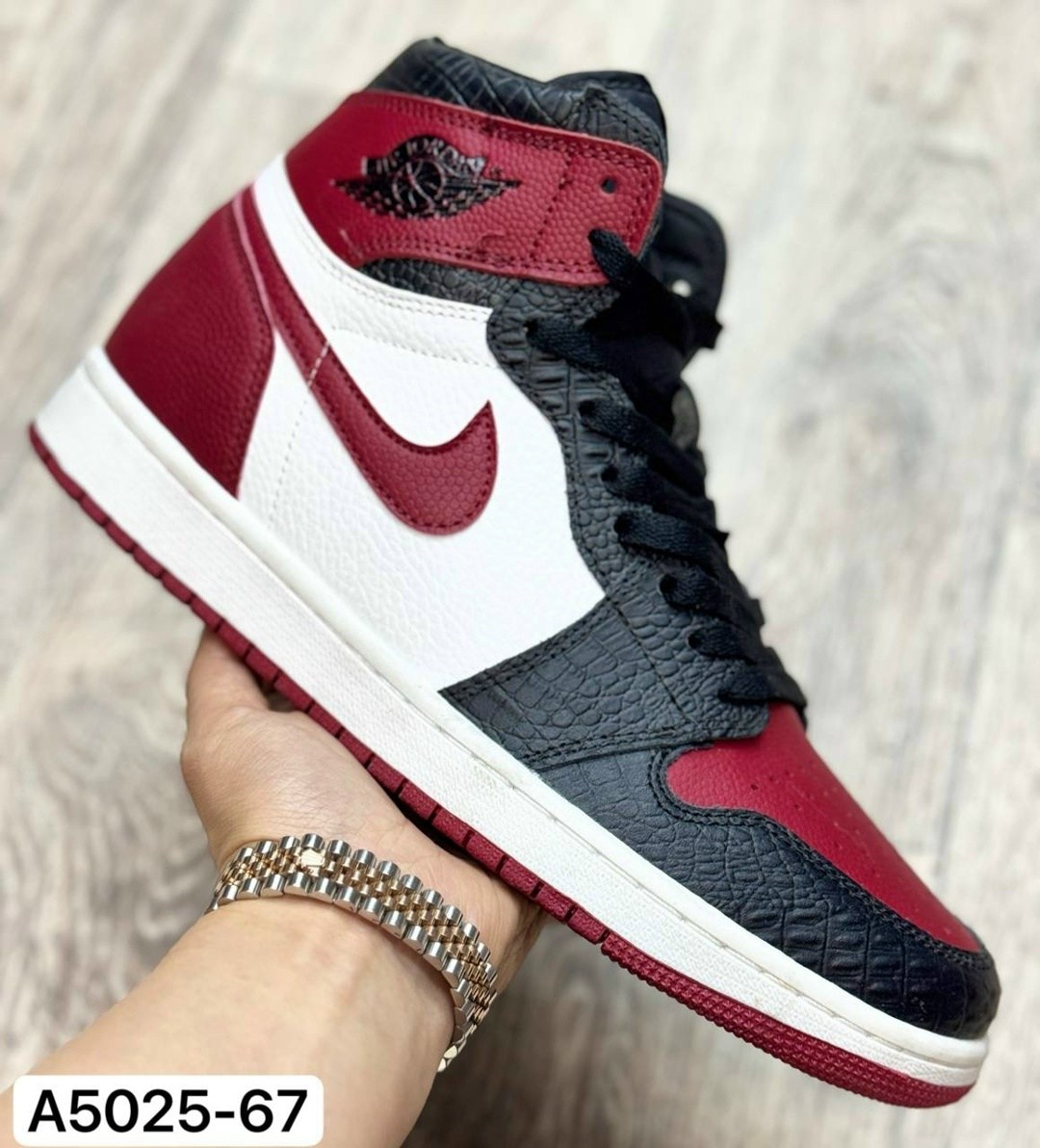 кроссовки nike air jordan 1,кроссовки унисекс nike air jordan 1,кроссовки мужские nike air jordan 1,nike air jordan 1,кроссовки nike air jordan 1 retro