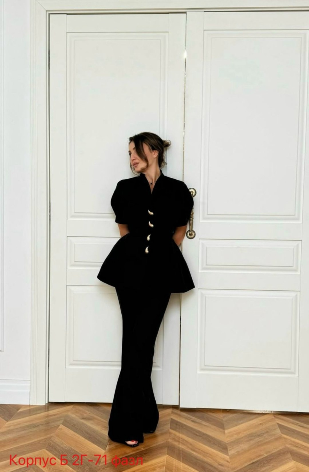 брючные костюмы женские,женский костюм,the.woman 0285 черный жакет,жакет с баской