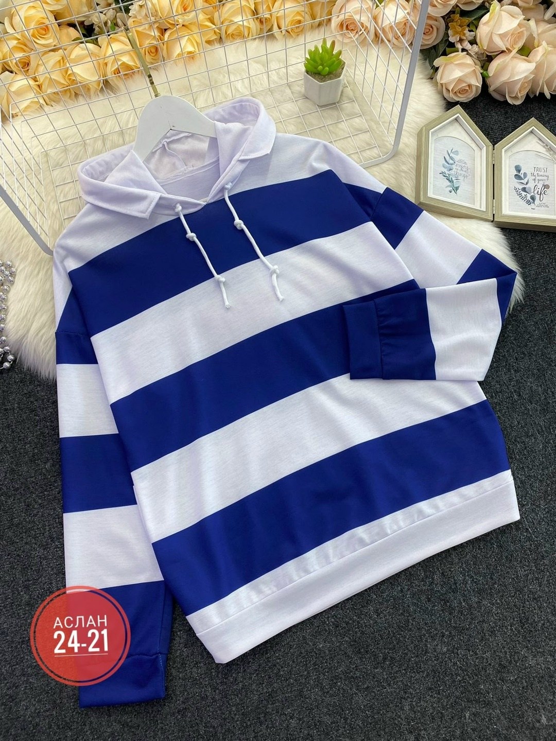 толстовка в полоску,модные женские толстовки,женская толстовка с капюшоном,модные толстовки с капюшоном,толстовка с капюшоном в полоску