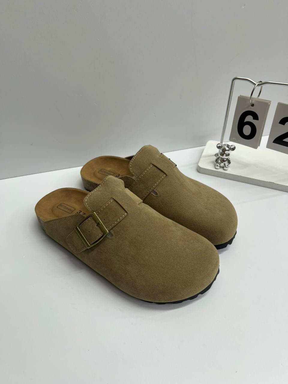 ,женские шлепанцы,мюли замшевые,модные шлепанцы,шлепанцы prada женские