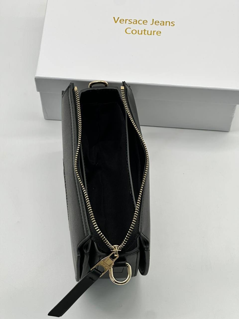 сумка женская versace,сумка versace,пыльники от сумки версаче,реплики сумки версаче женские,кожаная сумка versace