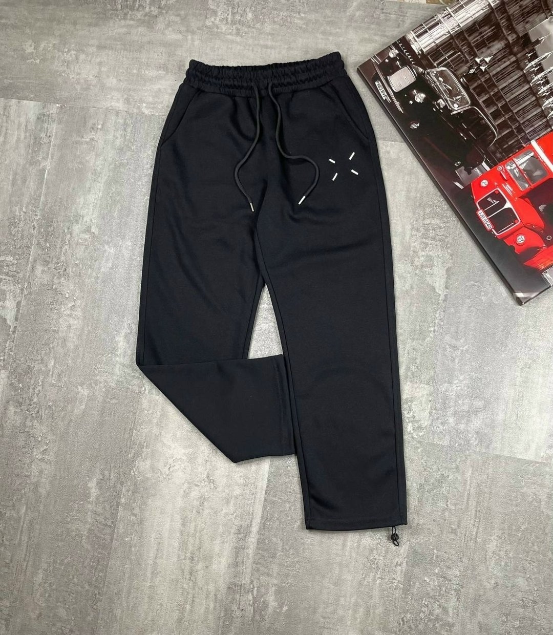 брюки спортивные,штаны спортивные,спортивные штаны широкие,спортивные брюки мужские,мужские спортивные штаны