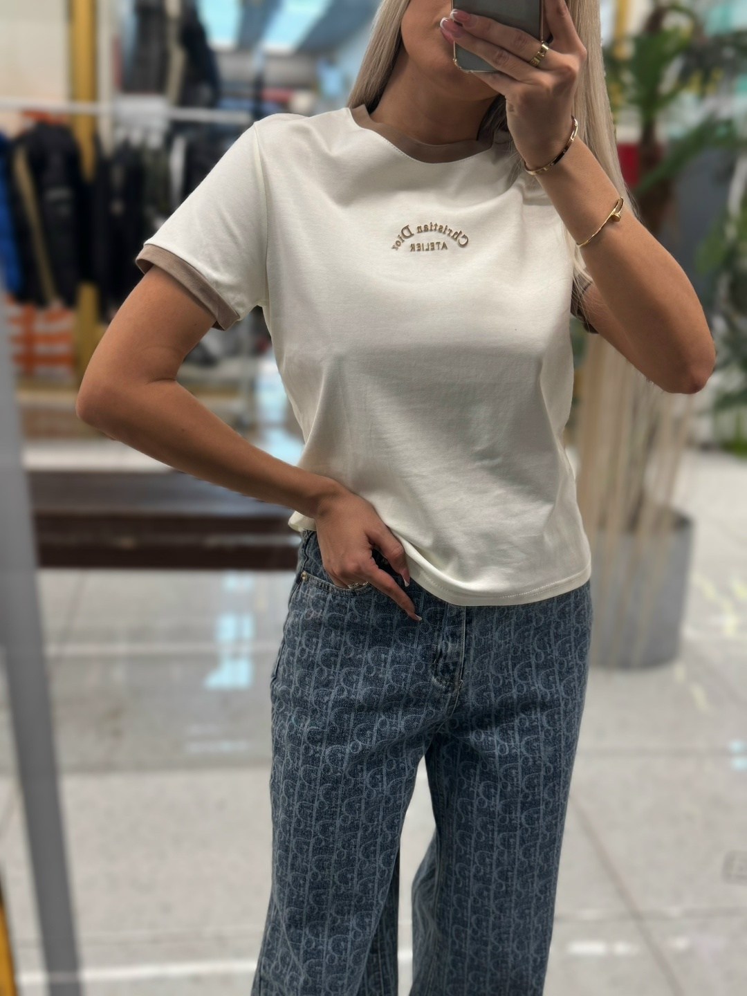 футболки женская,футболка,футболка бежевая,футболка с принтом,футболки для женщин