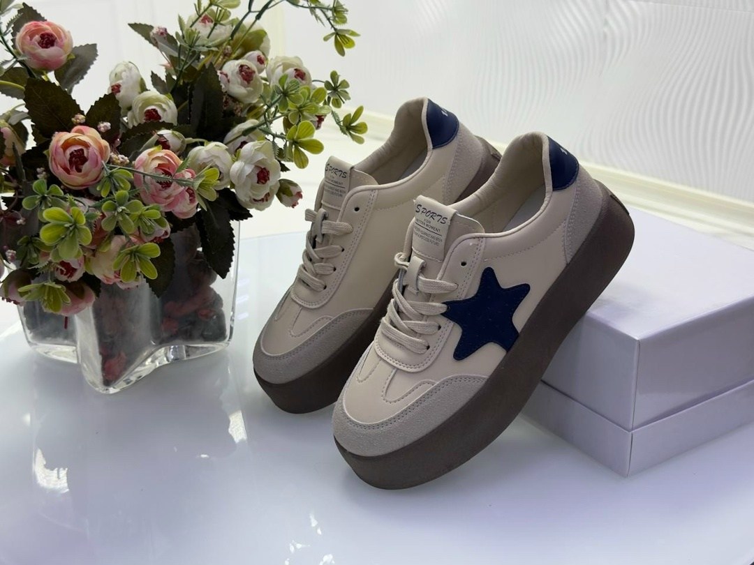 ,кроссовки женскиe,повседневные кроссовки,спортивная ,обуви