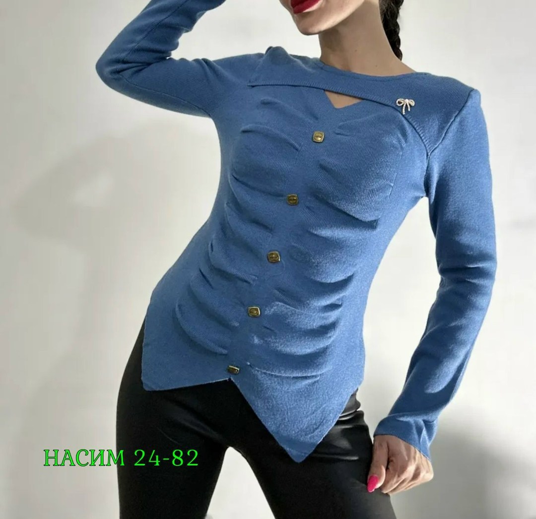 женская кофта,кофточка женская,стильная кофта,кофта с пуговицами с вырезом,кофта