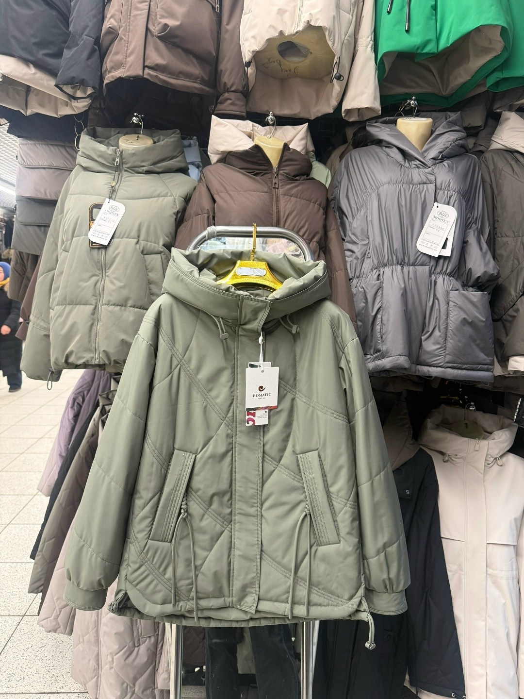 демисезонная куртка,куртка женская демисезон,куртка женская зимняя,куртка женская бежевая,куртка