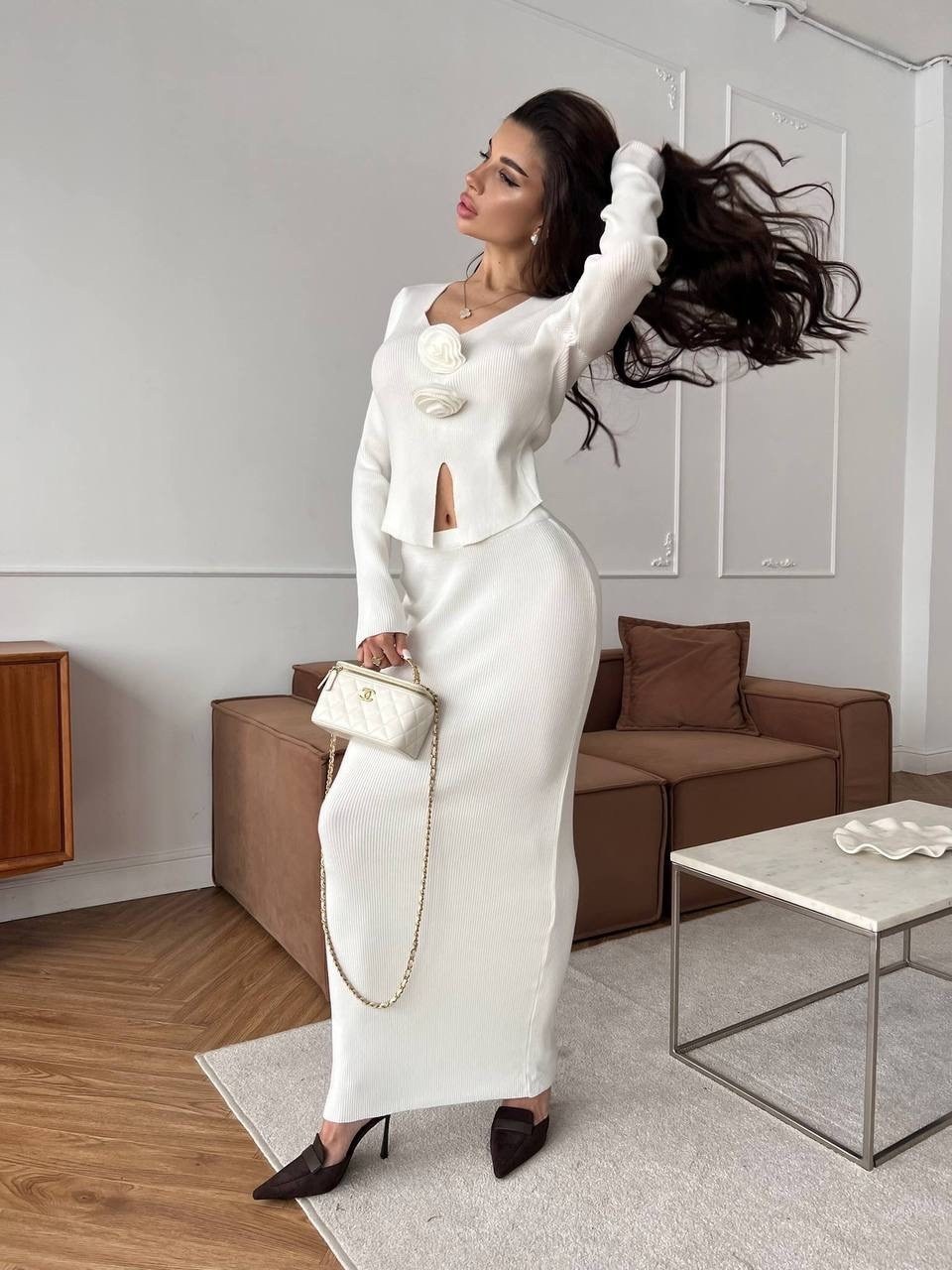 женское платье,женские костюмы,красный костюм с юбкой,платье облегающее,трикотажное платье