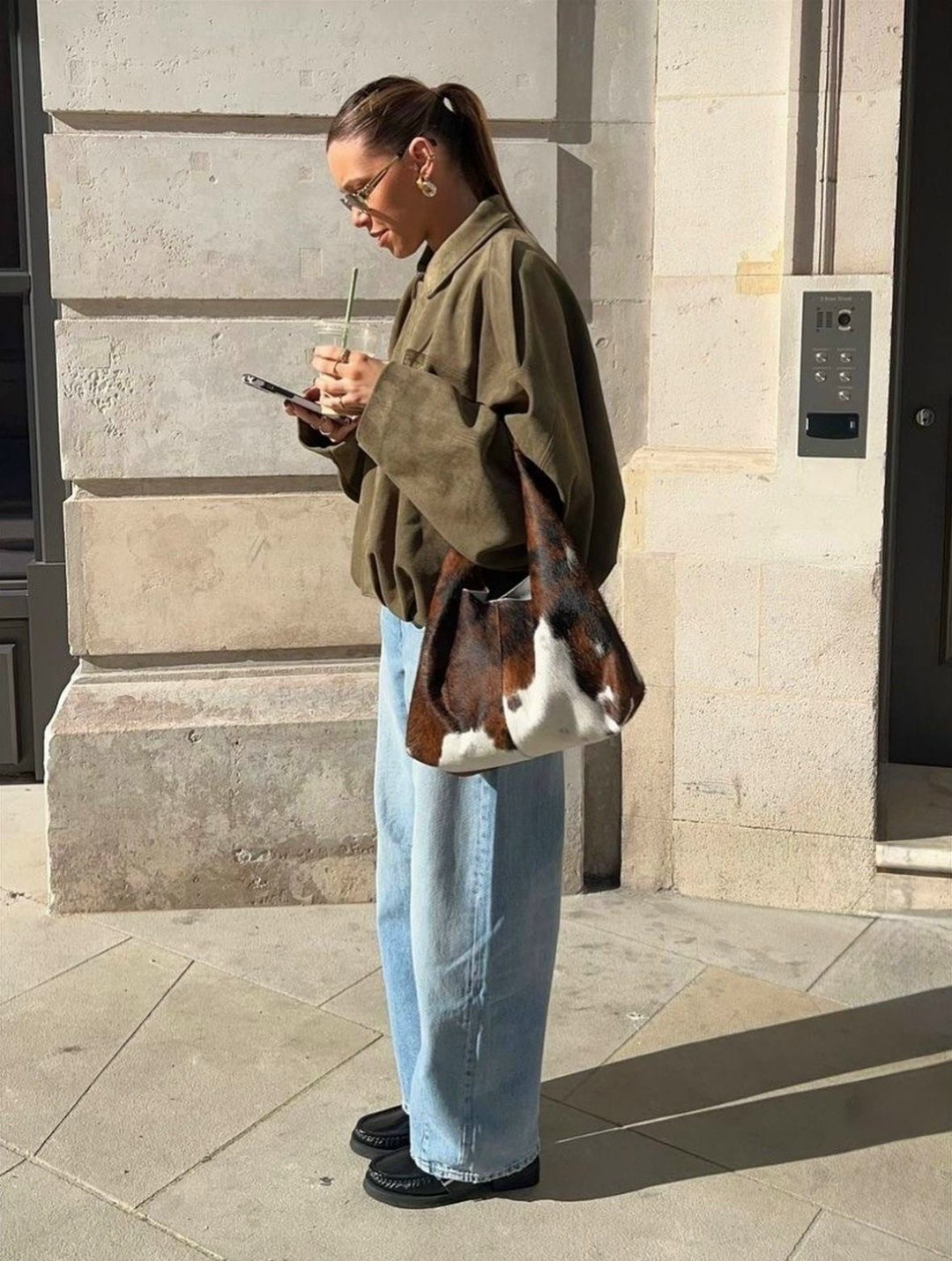 куртка бомбер,куртка замшевая бомбер оверсайз lancy,куртка бомбер оверсайз из замши m.wish 453276404,куртка повседневная,куртка бомбер женская оверсайз