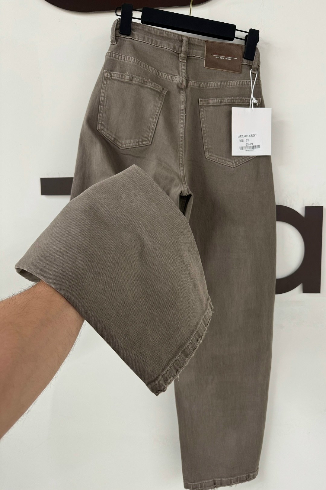 брюки джинсы,джинсы женские,джинсы широкие,джинсы miu miu,джинсы