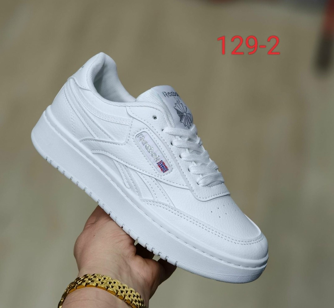 женские кроссовки reebok,женские кроссовки reebok club c double,кроссовки reebok,белые кроссовки reebok,кроссовки