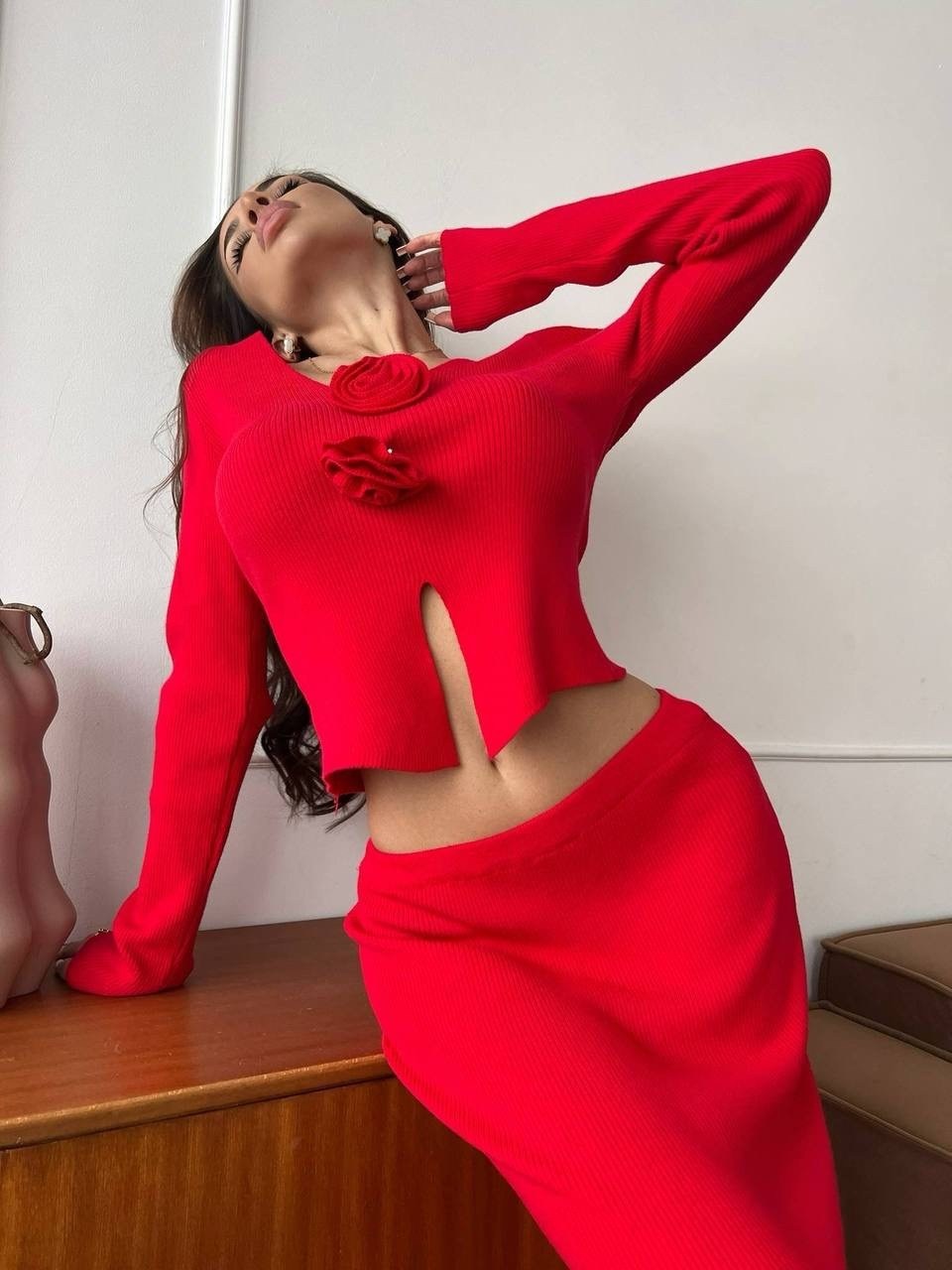 женское платье,женские костюмы,красный костюм с юбкой,платье облегающее,трикотажное платье