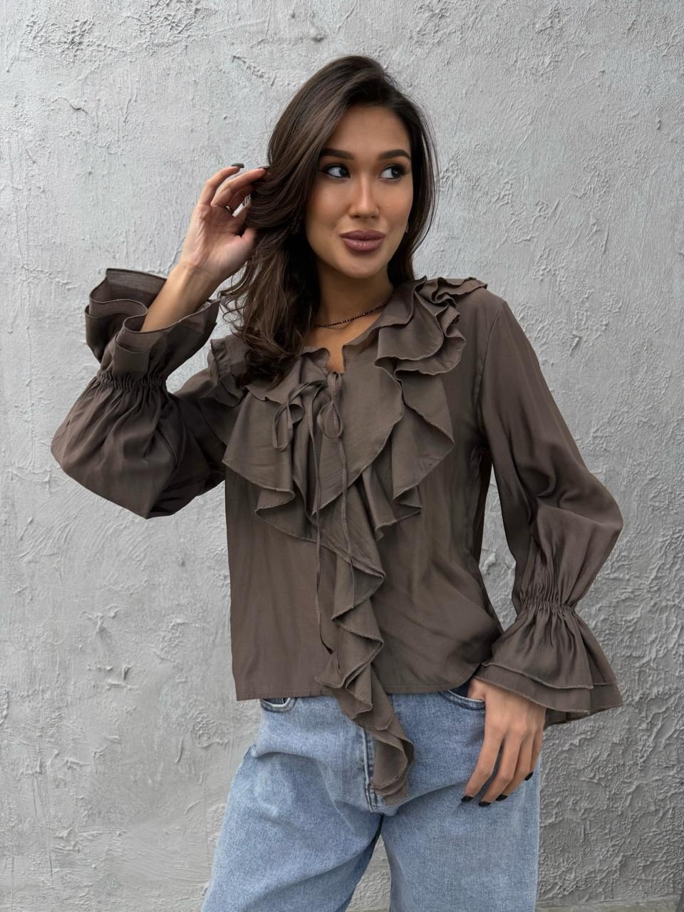 шифоновая кофточка с рюшами,кофточка из шифона с рюшами,блузка из шелкового шифона с рюшами,женская блузка,блузка нарядная с воланами