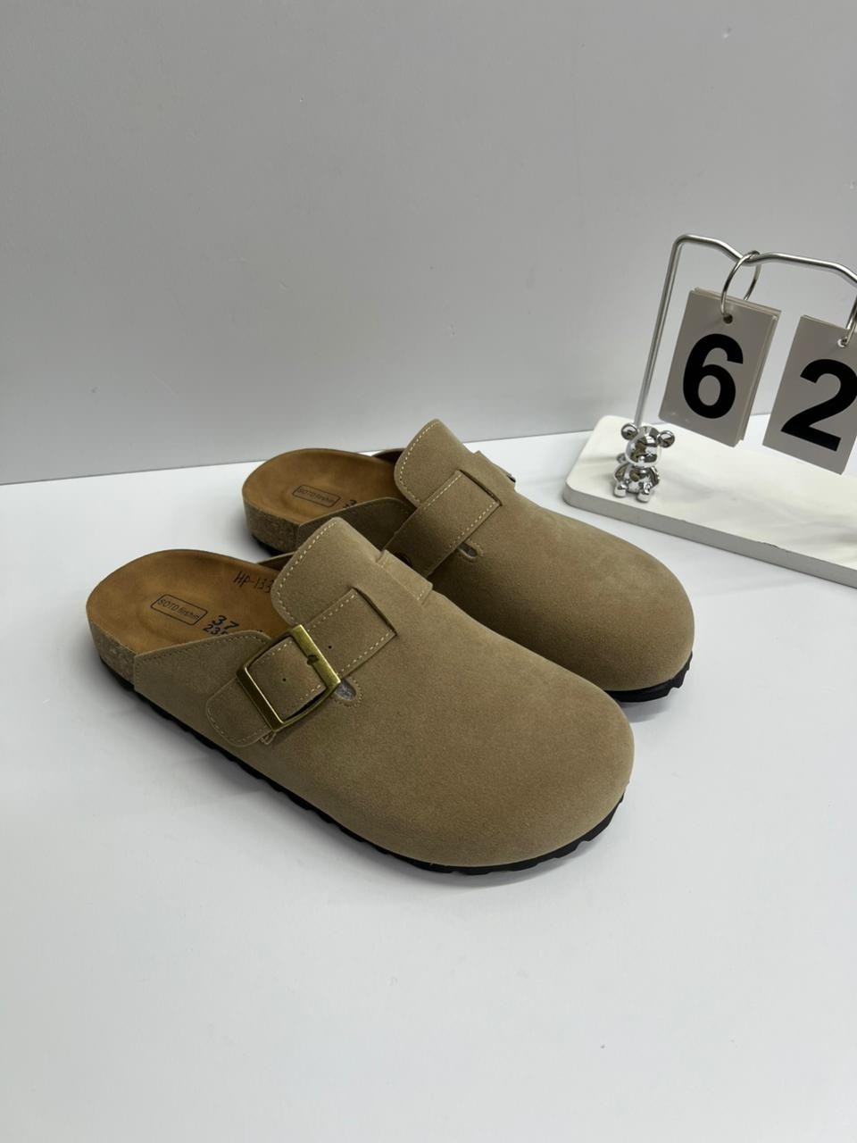 ,женские шлепанцы,мюли замшевые,модные шлепанцы,шлепанцы prada женские