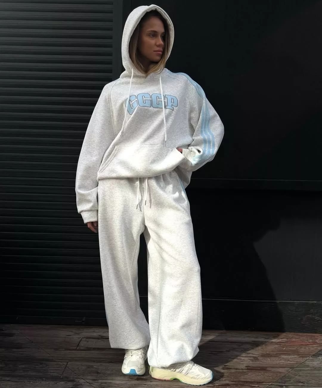 спортивный костюм женский,костюм женский,стильные костюмы,спортивный костюм,повседневный спортивный костюм