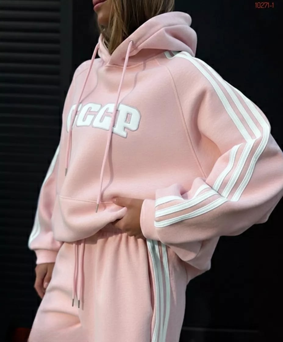 спортивный костюм женский,костюм женский,стильные костюмы,спортивный костюм,повседневный спортивный костюм