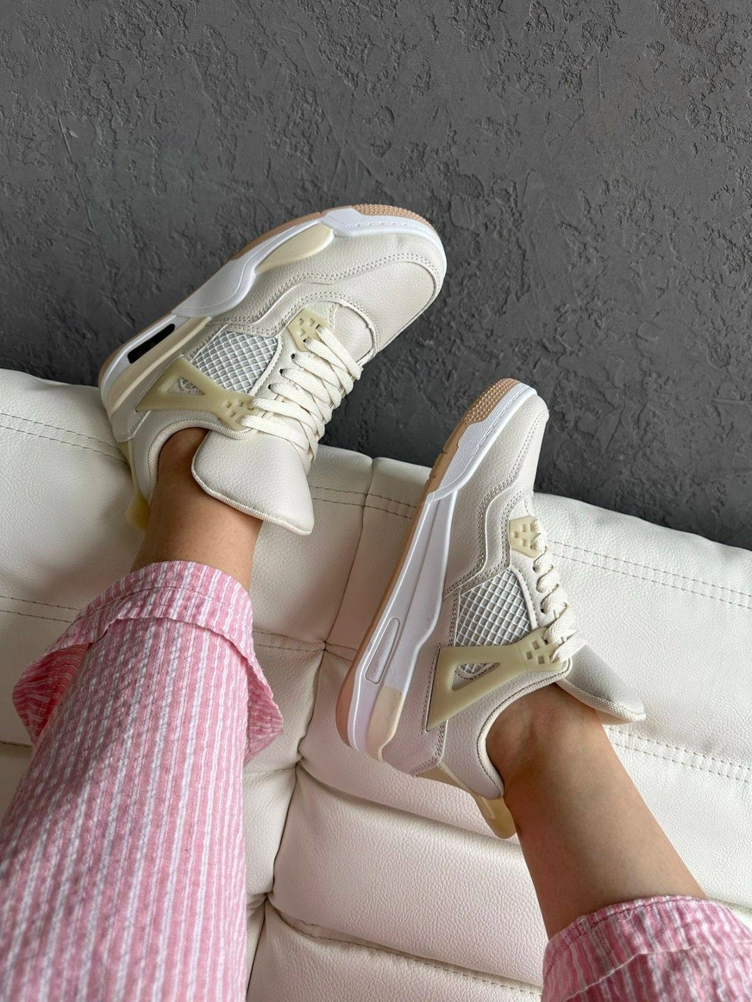 кроссовки женскиe,кроссовки,кроссовки nike air jordan 4,air jordan 4,бежевые кроссовки