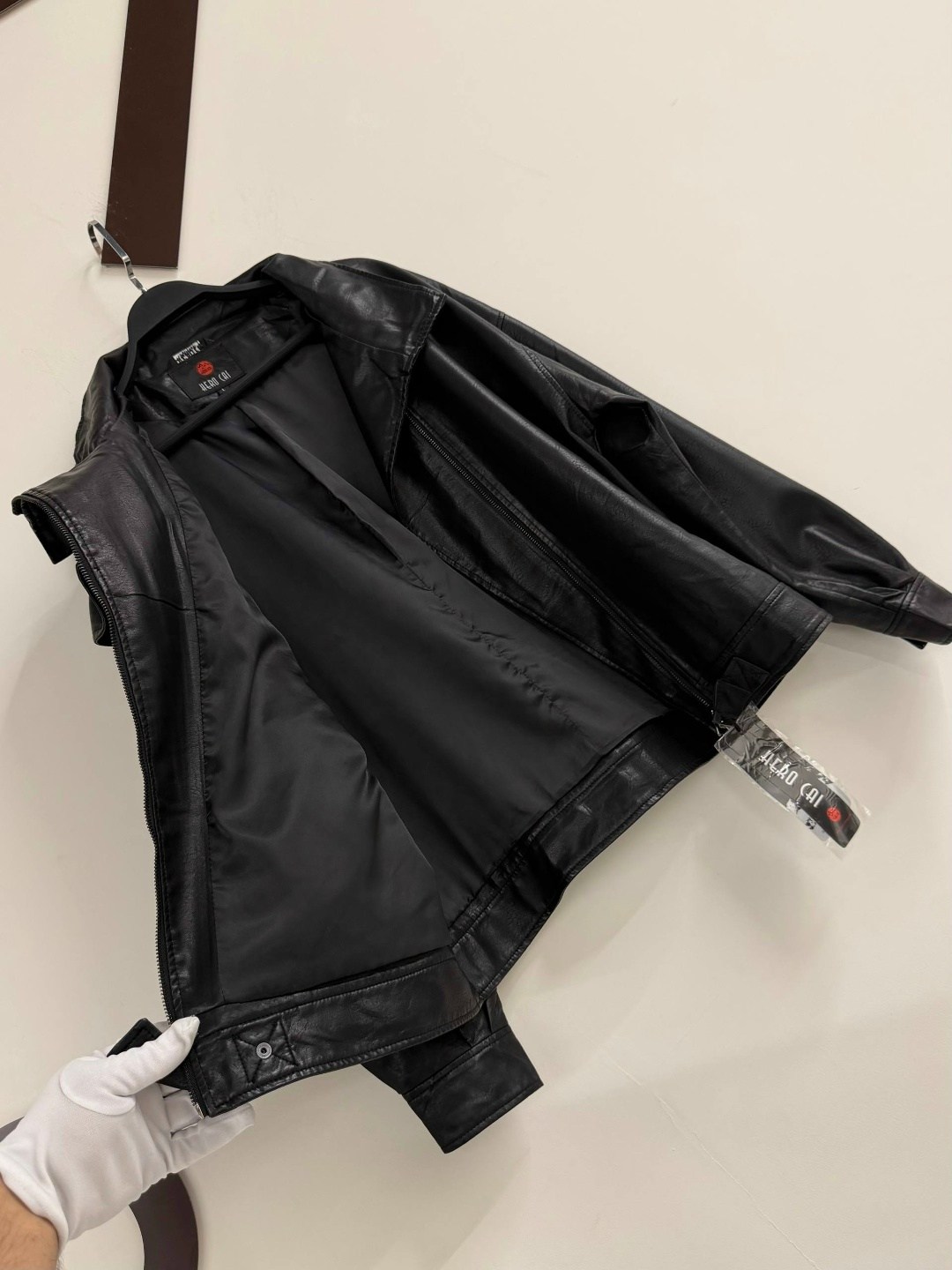 кожаная куртка,куртка косуха,куртка кожаная женская,женская куртка из искусственной кожи,кожаная куртка косуха