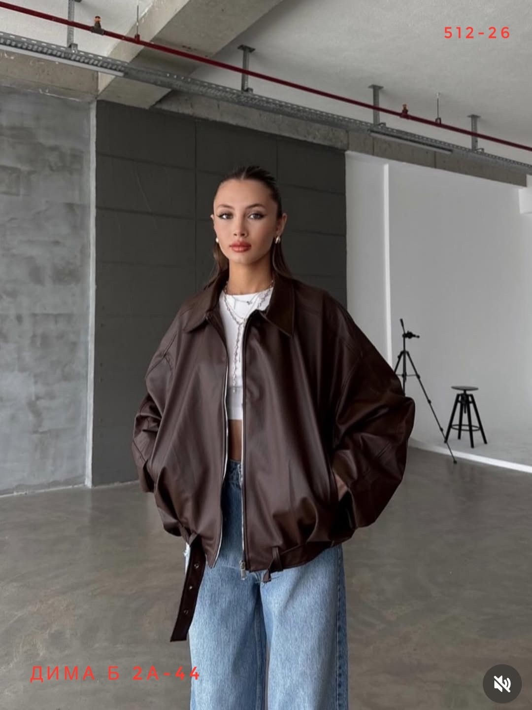 куртка бомбер,куртка стильная,повседневная куртка,кожаная куртка,кожаный бомбер