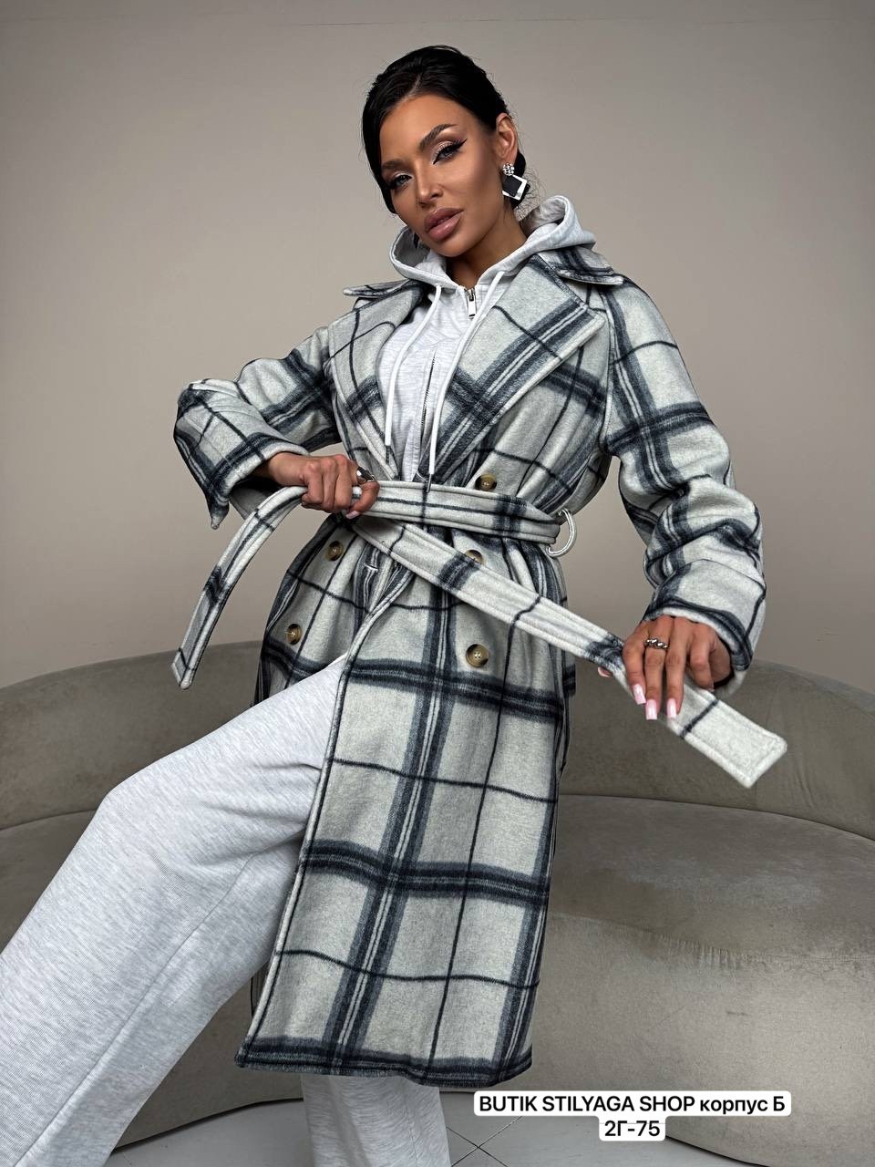 пальто в клетку,стильное пальто,женское длинное пальто в клетку,женское пальто,клетчатое пальто