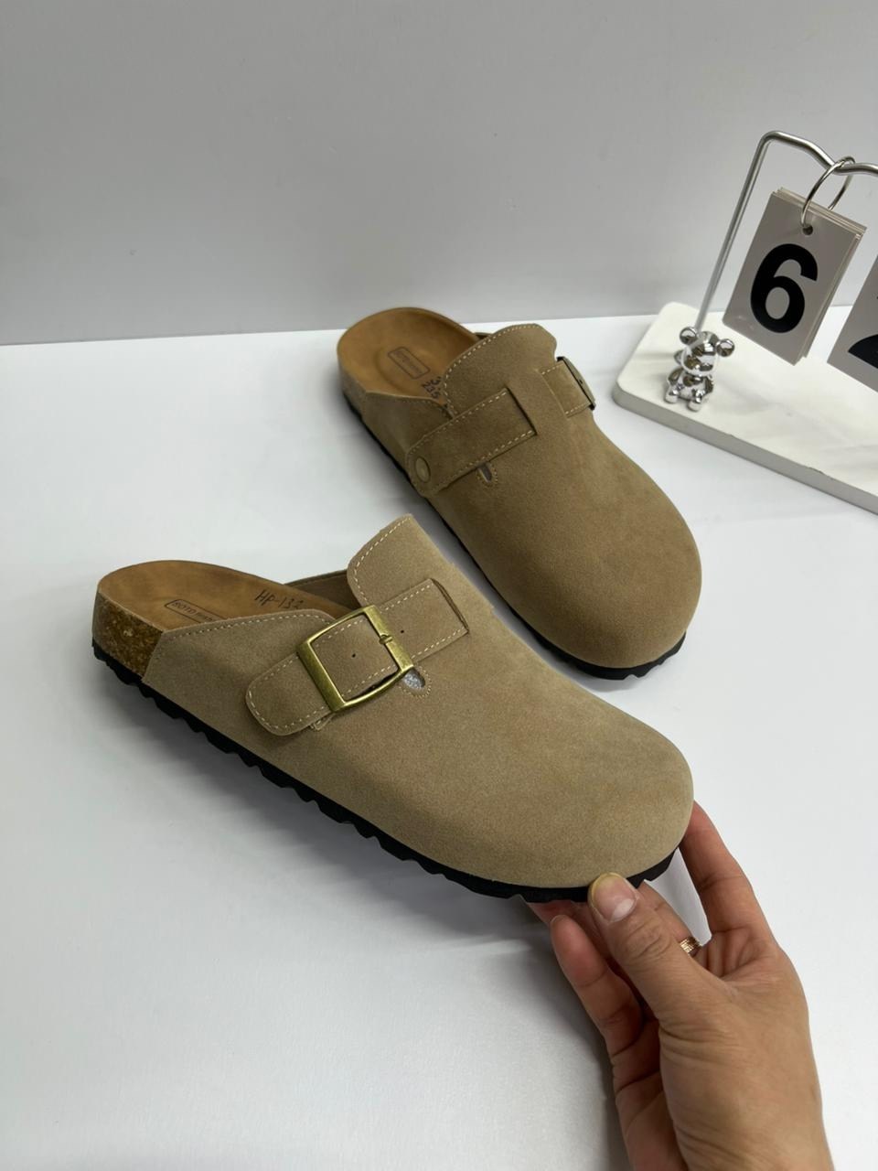 ,женские шлепанцы,мюли замшевые,модные шлепанцы,шлепанцы prada женские