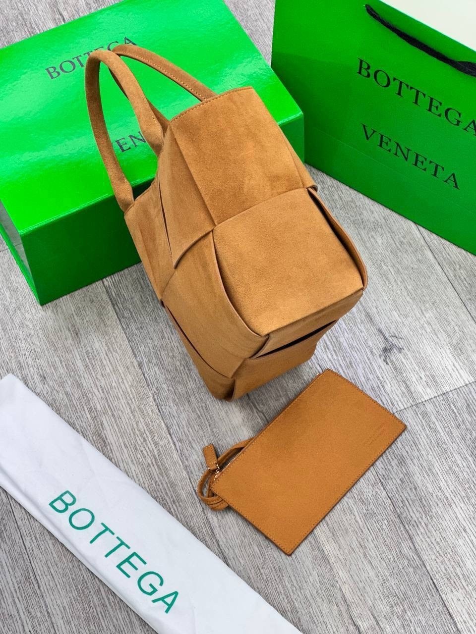 сумка женская bottega veneta,замшевая сумка,сумка замшевая женская,сумка bottega veneta arco замшевая,сумка замшевая bottega veneta