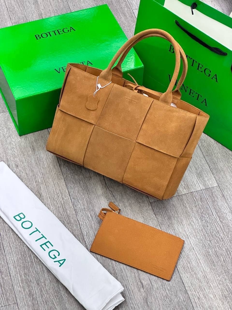сумка женская bottega veneta,замшевая сумка,сумка замшевая женская,сумка bottega veneta arco замшевая,сумка замшевая bottega veneta