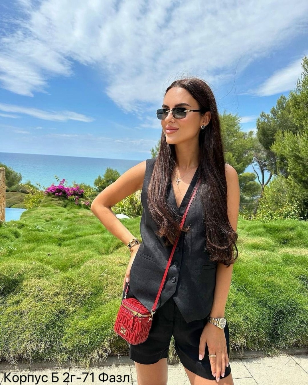 женский летний костюм двойка,летние женские костюмы,женский костюм двойка,костюм с шортами и жилеткой,костюм женский с шортами