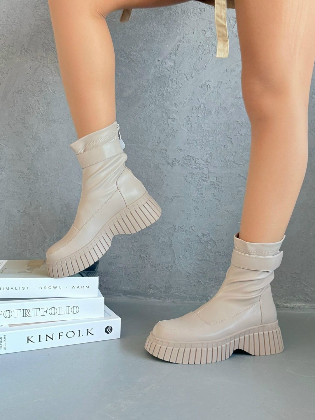 ,женские ботинки,ботинки из экокожи на массивной подошве k83, женская,модные сапоги