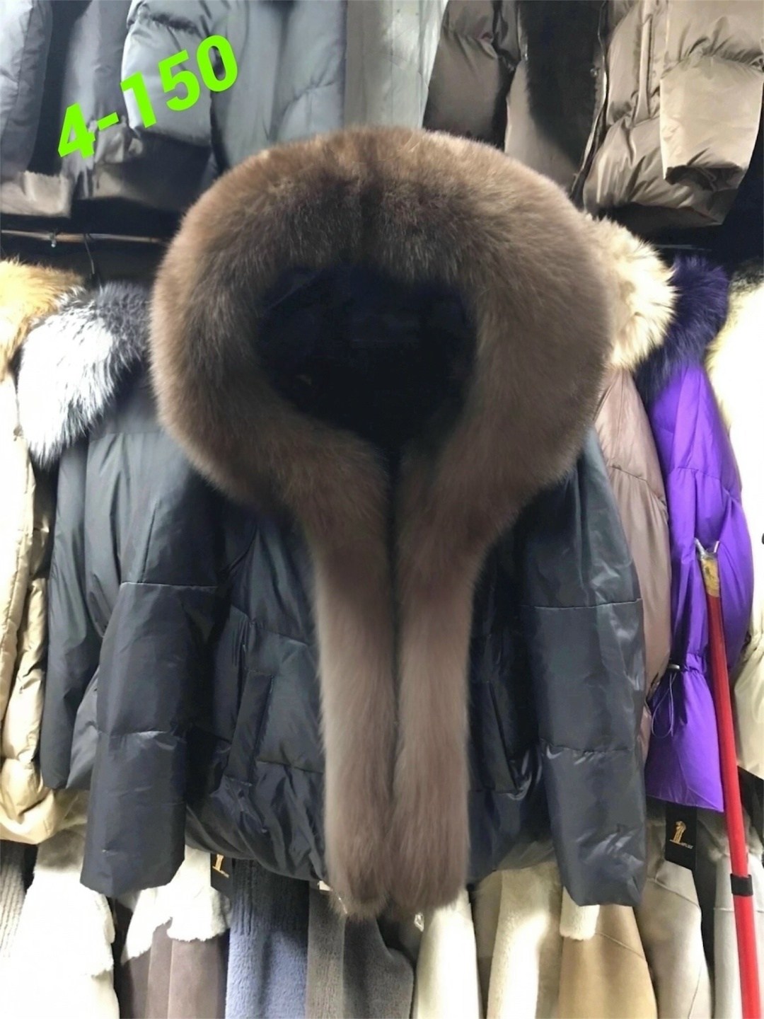 пуховик с натуральным мехом,пуховик женский с натуральным мехом,пуховик с натуральным мехом чернобурка/песец/лиса,пуховик с натуральным мехом чернобурка,пуховик с мехом