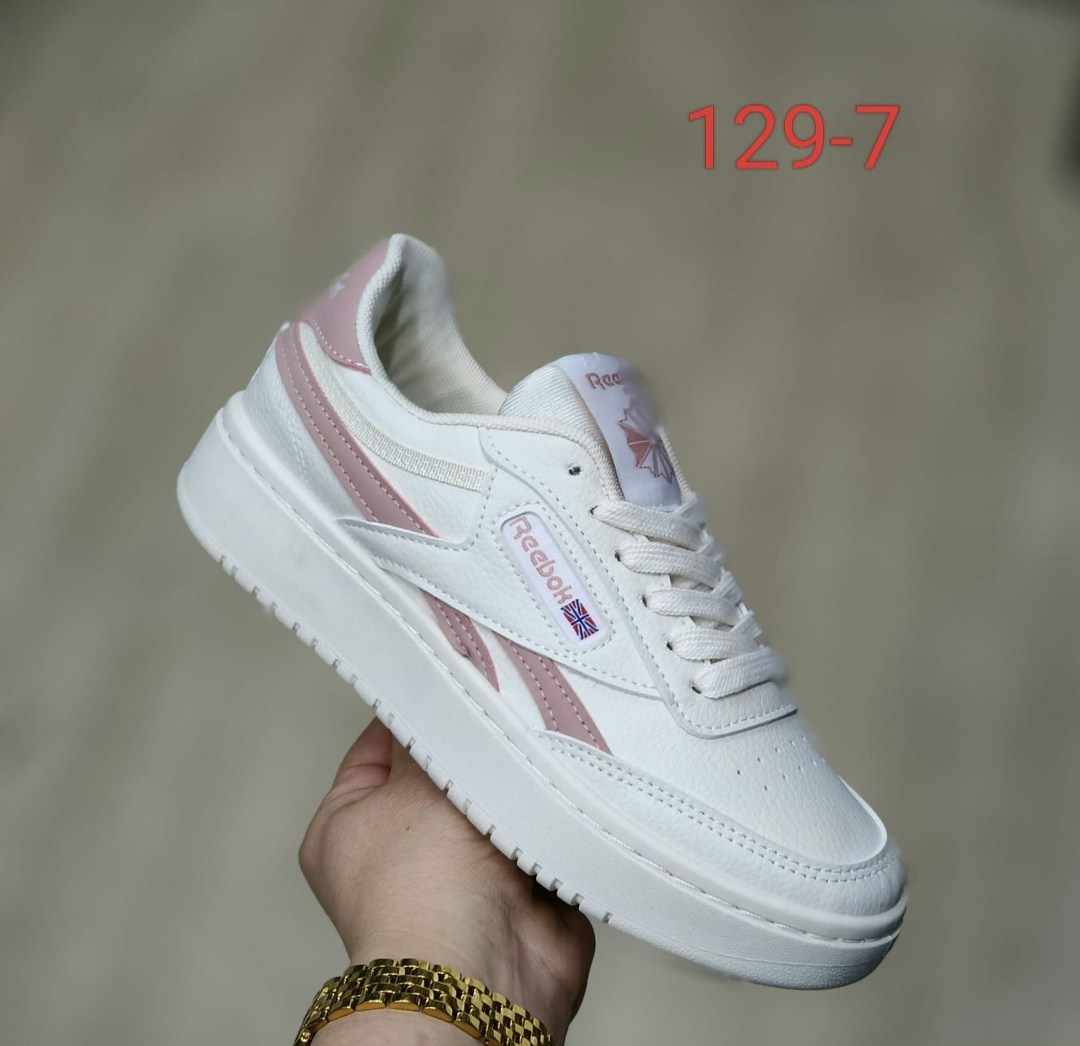 женские кроссовки reebok,женские кроссовки reebok club c double,кроссовки reebok,белые кроссовки reebok,кроссовки