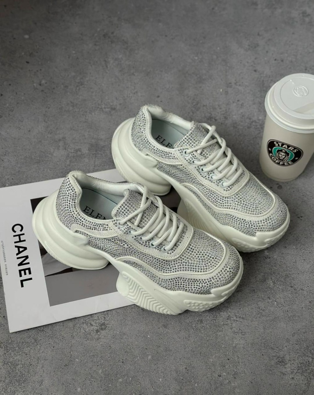 женские кроссовки,кроссовки,кроссовки со стразами женские,женские массивные кроссовки,кроссовки в стразах