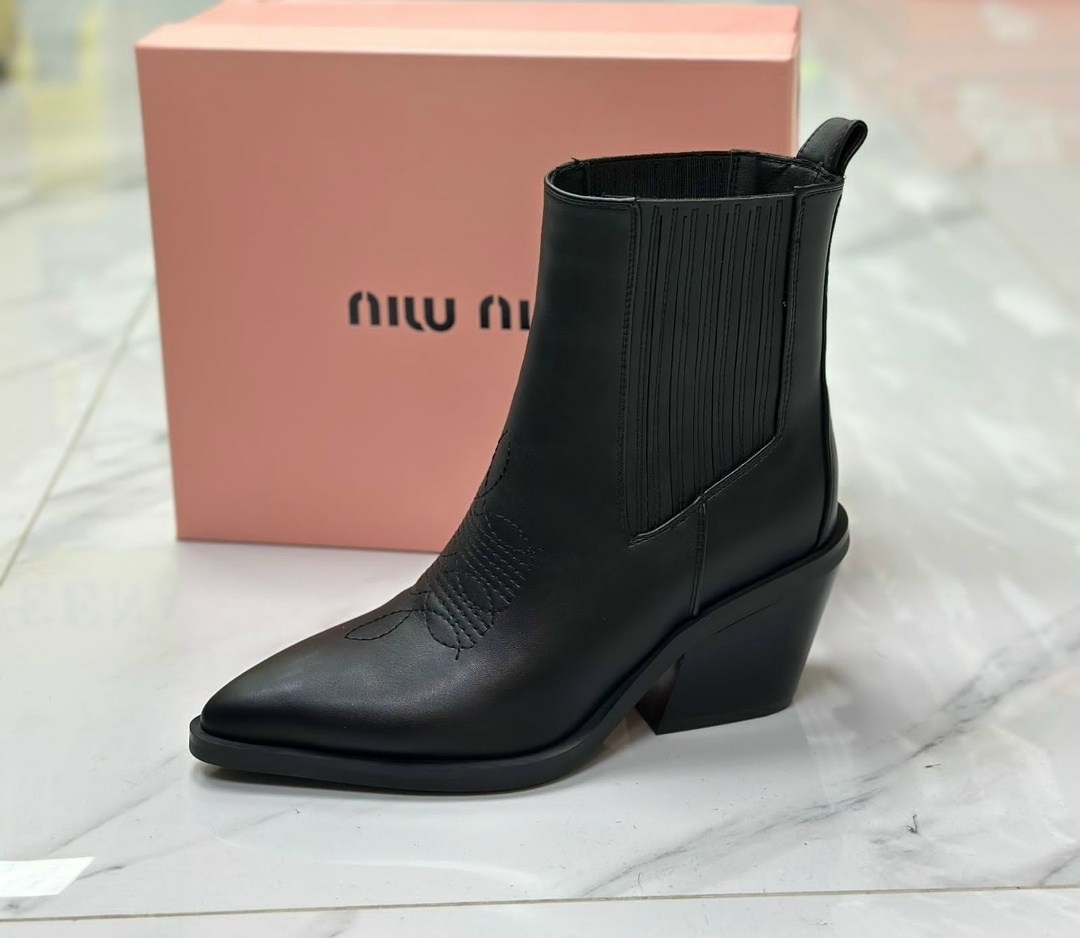 ,женские ботинки,женская ,ботинки miu miu,полусапоги