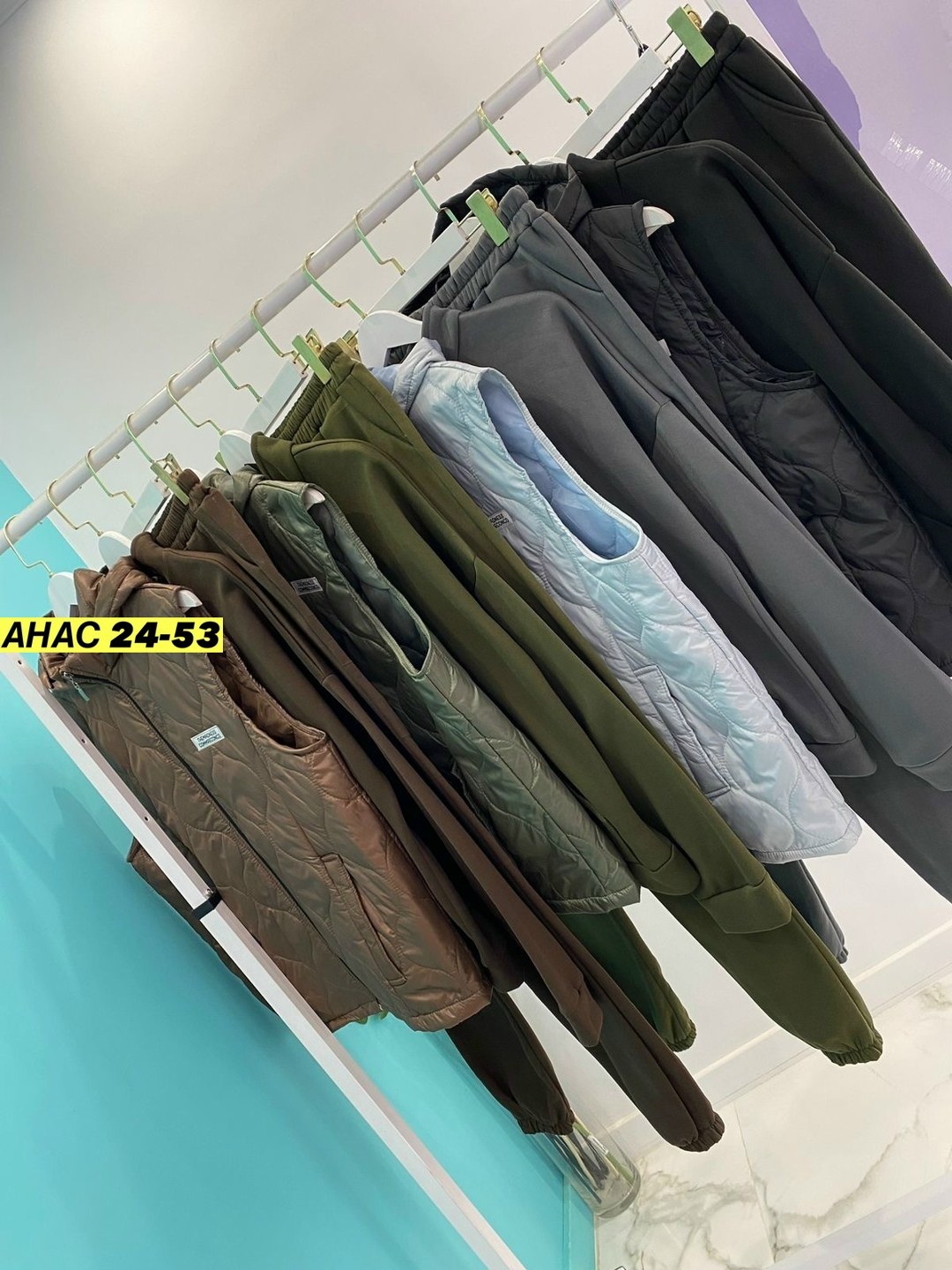 костюм спортивный мужской,костюм мужской,жилет утепленный мужской,мужская спортивная одежда,жилет мужской