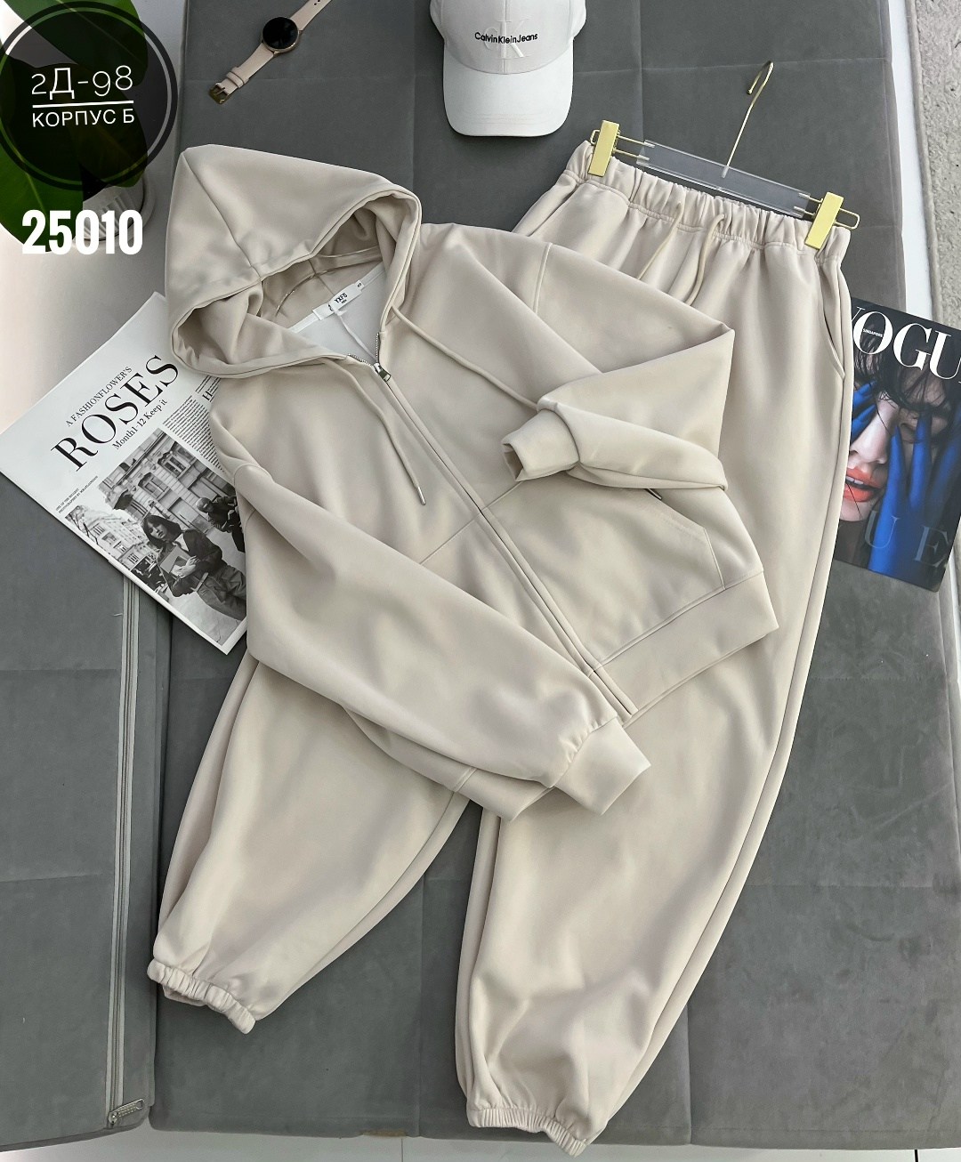 спортивный костюм,костюм базовый,костюм двойка,женский костюм,спортивный костюм женский