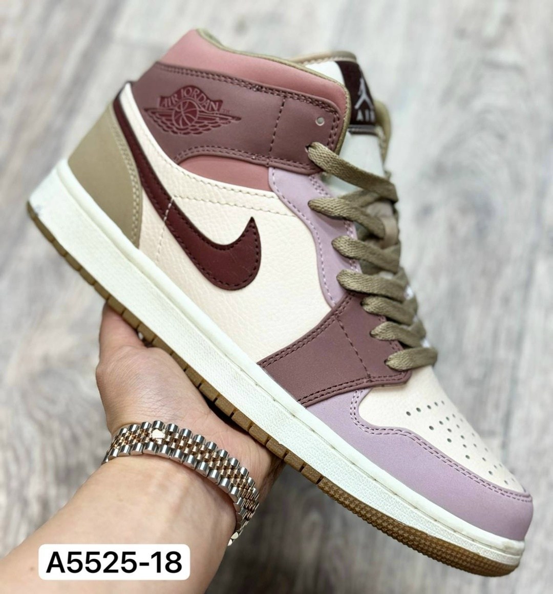 кроссовки nike air jordan 1,кроссовки унисекс nike air jordan 1,кроссовки мужские nike air jordan 1,nike air jordan 1,кроссовки nike air jordan 1 retro