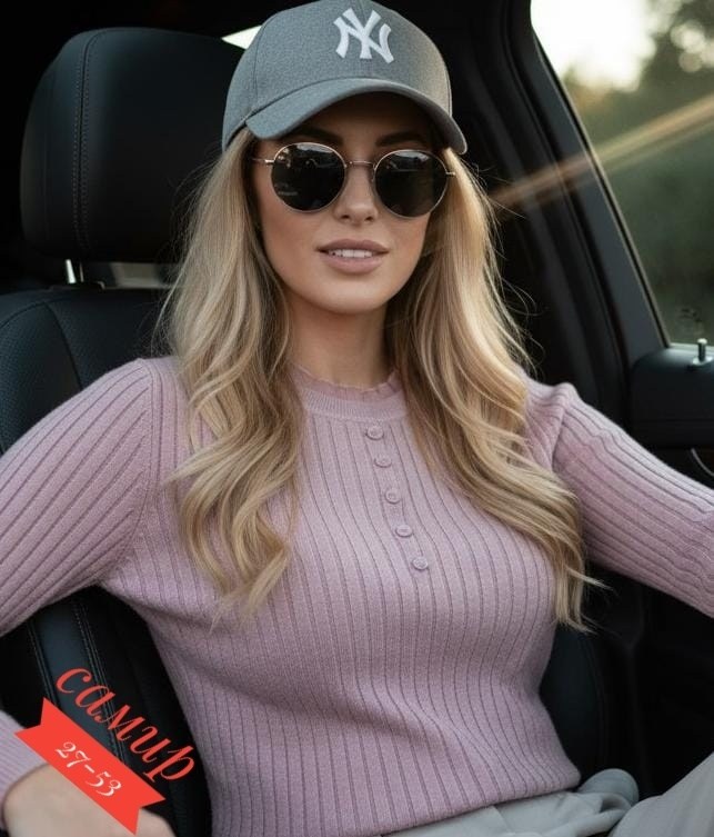 водолазка модная,кофточка женская,красивая девушка,девушка