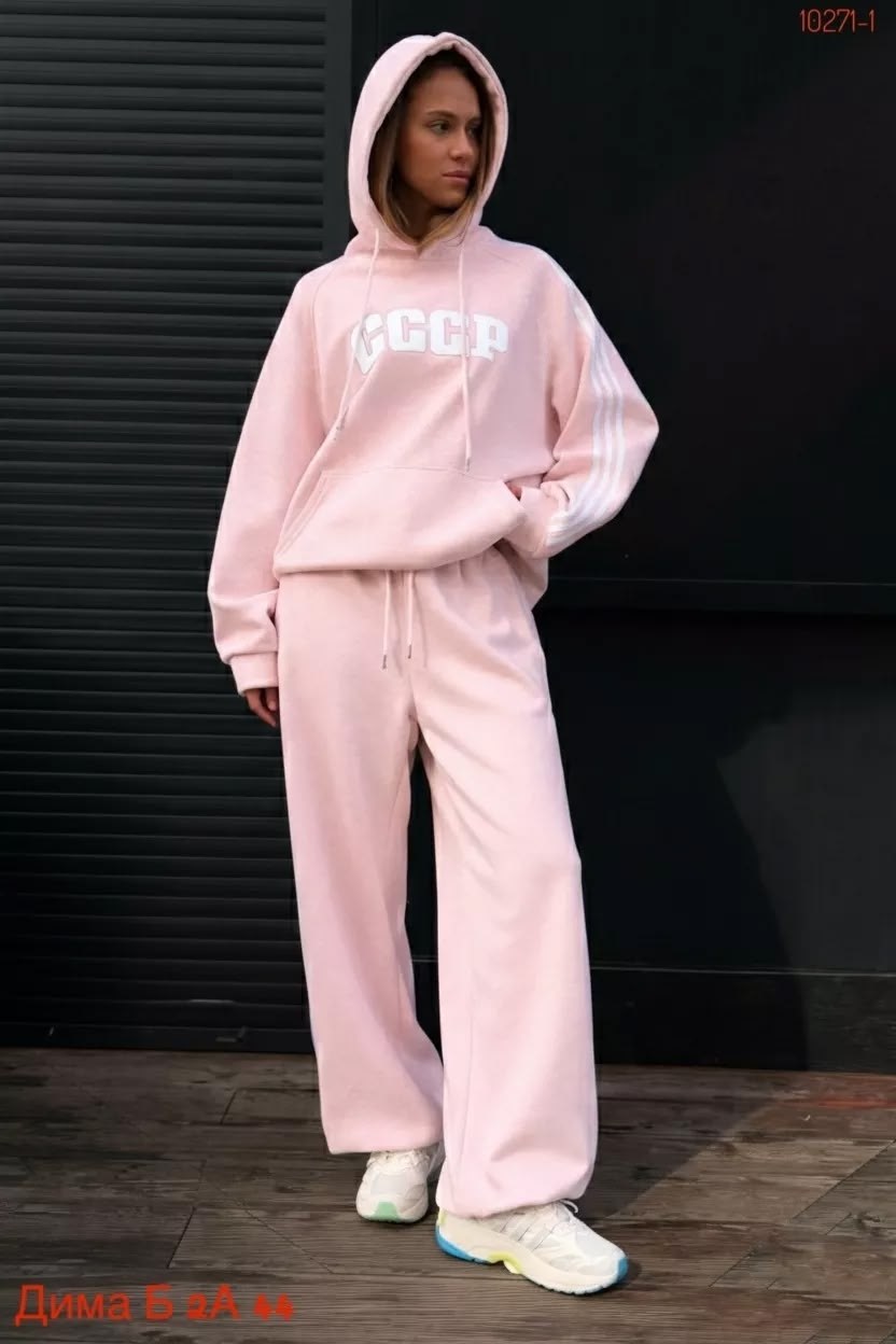 спортивный костюм женский,костюм женский,стильные костюмы,спортивный костюм,повседневный спортивный костюм