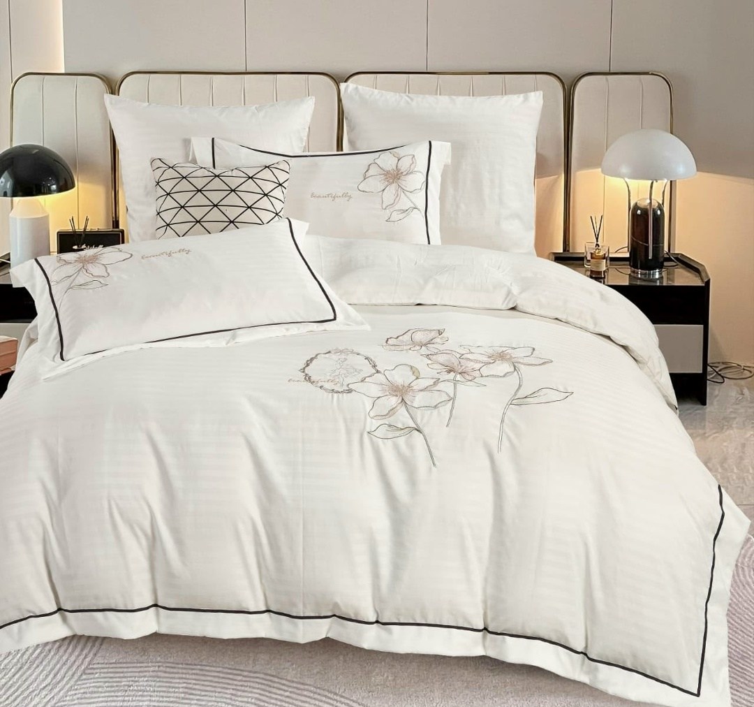 комплект постельного белья страйп сатин евро,постельного белья евро страйп сатин,комплект постельного белье евро,сайлид постельное белье сатин с вышивкой,комплект постельного белья