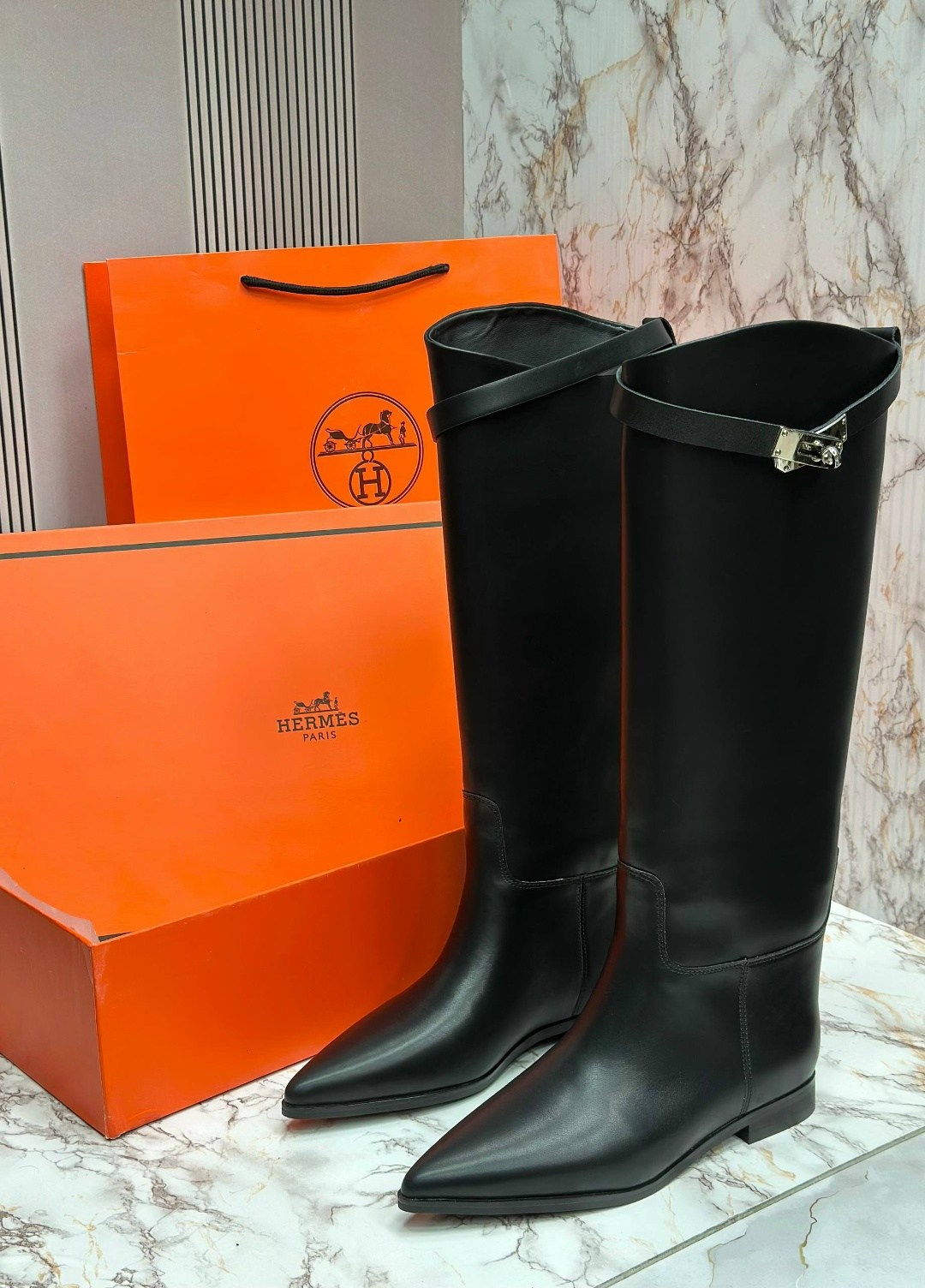 сапоги женские hermes,сапоги hermes,женские кожаные сапоги hermes чёрного цвета,сапоги hermes жокейские,сапоги эрмес