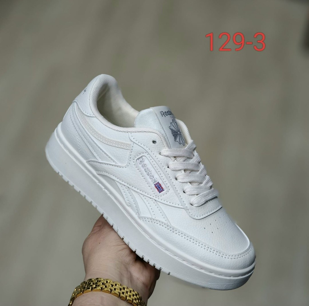 женские кроссовки reebok,женские кроссовки reebok club c double,кроссовки reebok,белые кроссовки reebok,кроссовки