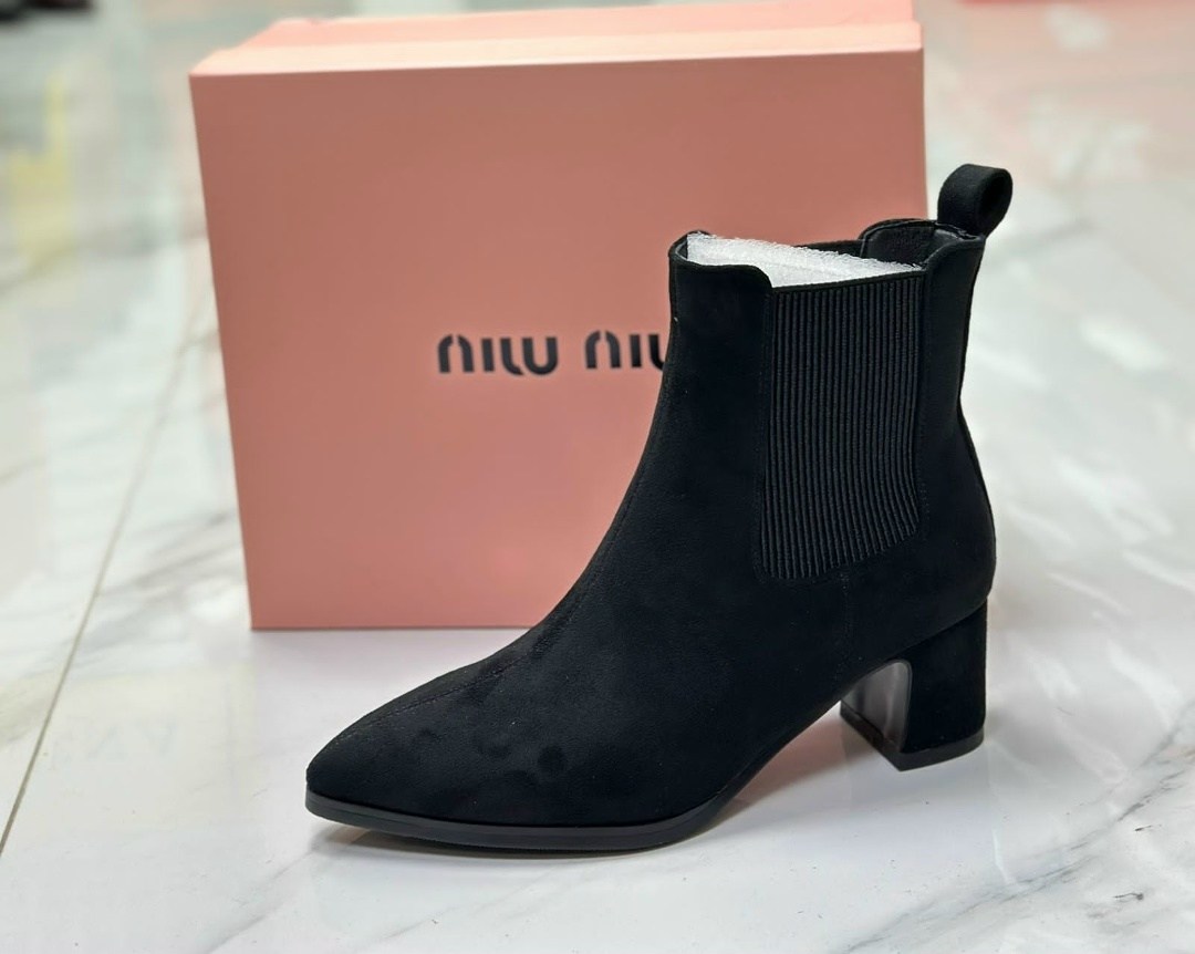 ,женские ботинки,женская ,ботинки miu miu,полусапоги