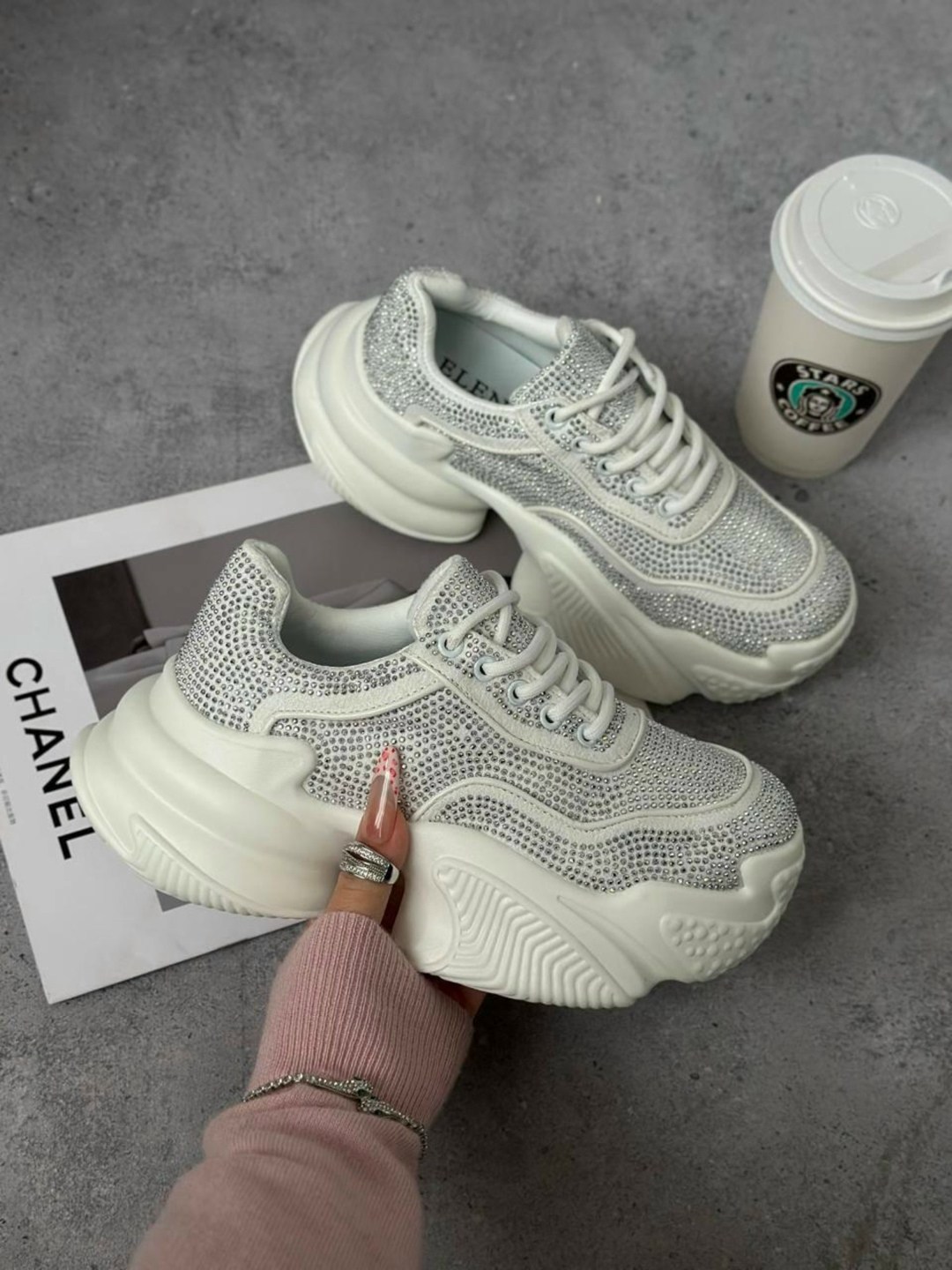 женские кроссовки,кроссовки,кроссовки со стразами женские,женские массивные кроссовки,кроссовки в стразах