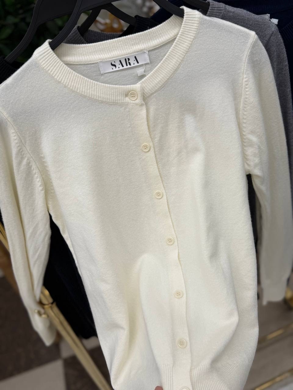 белый кардиган,джемпер кардиган,модели кардиган,кардиган с круглым вырезом,кардиган женский