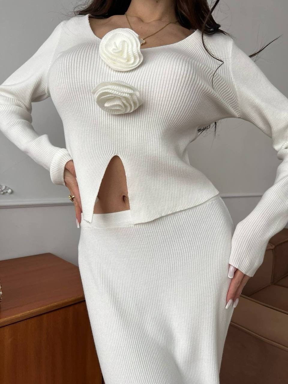 женское платье,женские костюмы,красный костюм с юбкой,платье облегающее,трикотажное платье