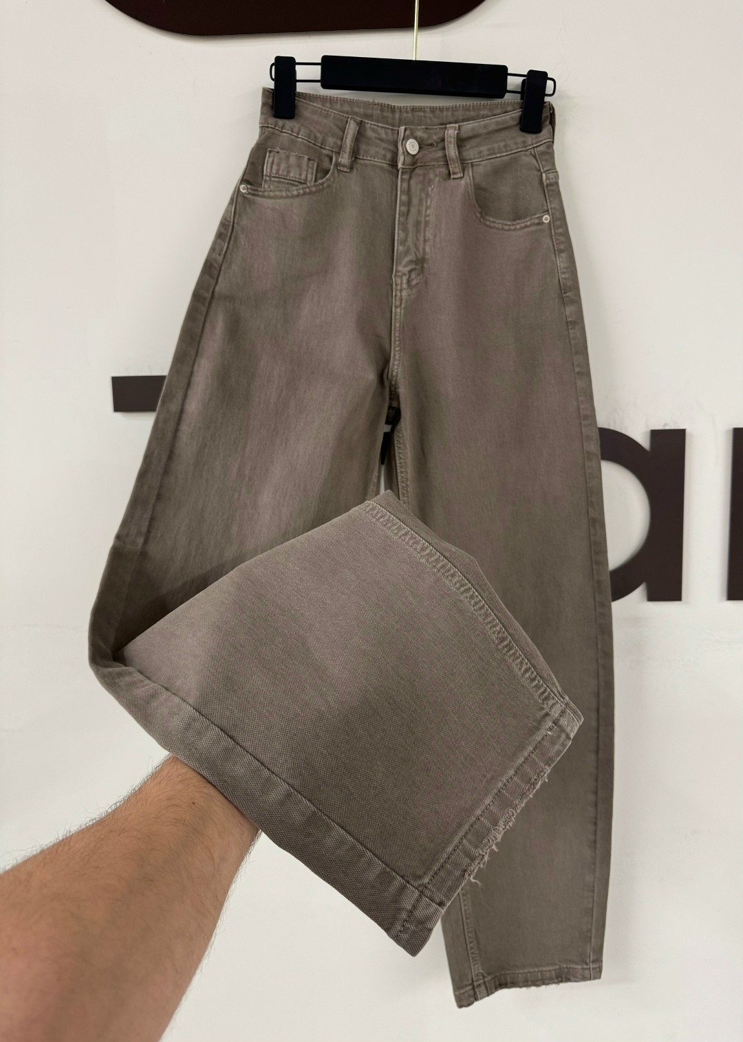 брюки джинсы,джинсы женские,джинсы широкие,джинсы miu miu,джинсы